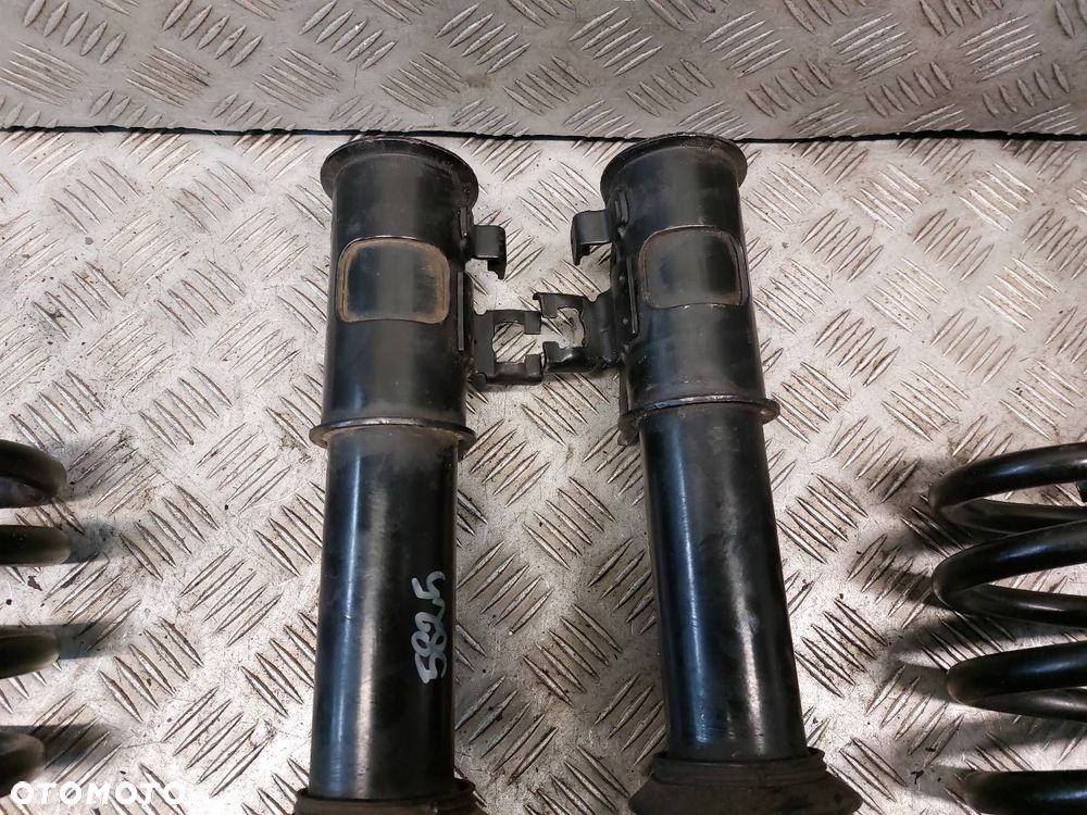 AMORTYZATOR + SPRĘŻYNA LEWY PRZÓD + PRAWY PRZÓD SUZUKI VITARA I - 4