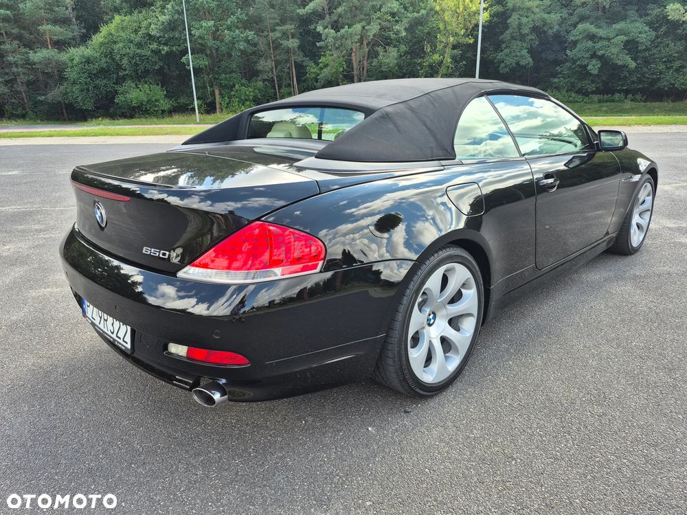 BMW Seria 6 650 i - 12