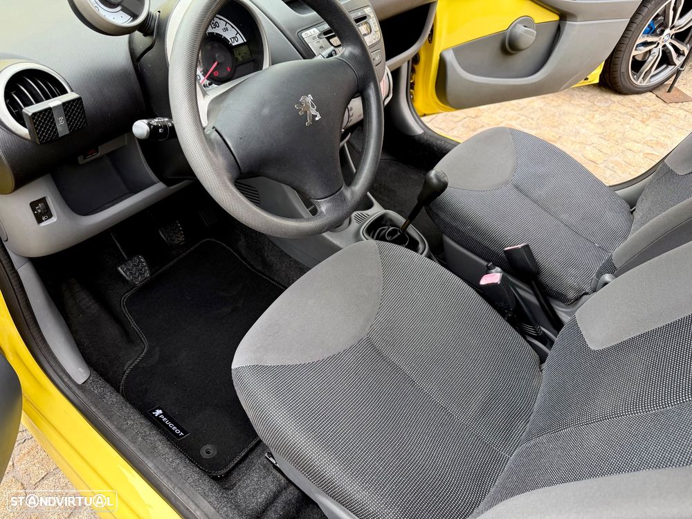 Peugeot 107 1.0 Urban - 36