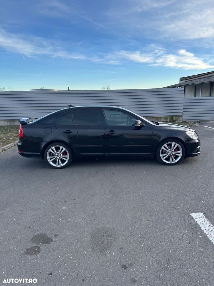 Skoda Octavia 2.0 TDI RS DSG - 4