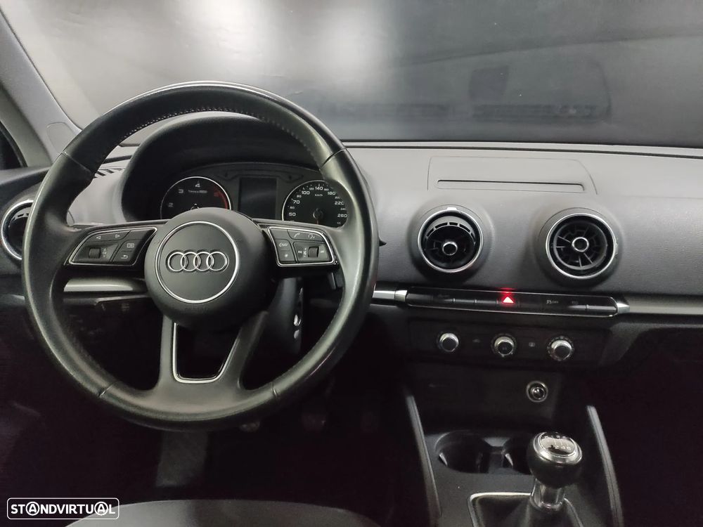 Audi A3 Sportback 30 TDI - 11