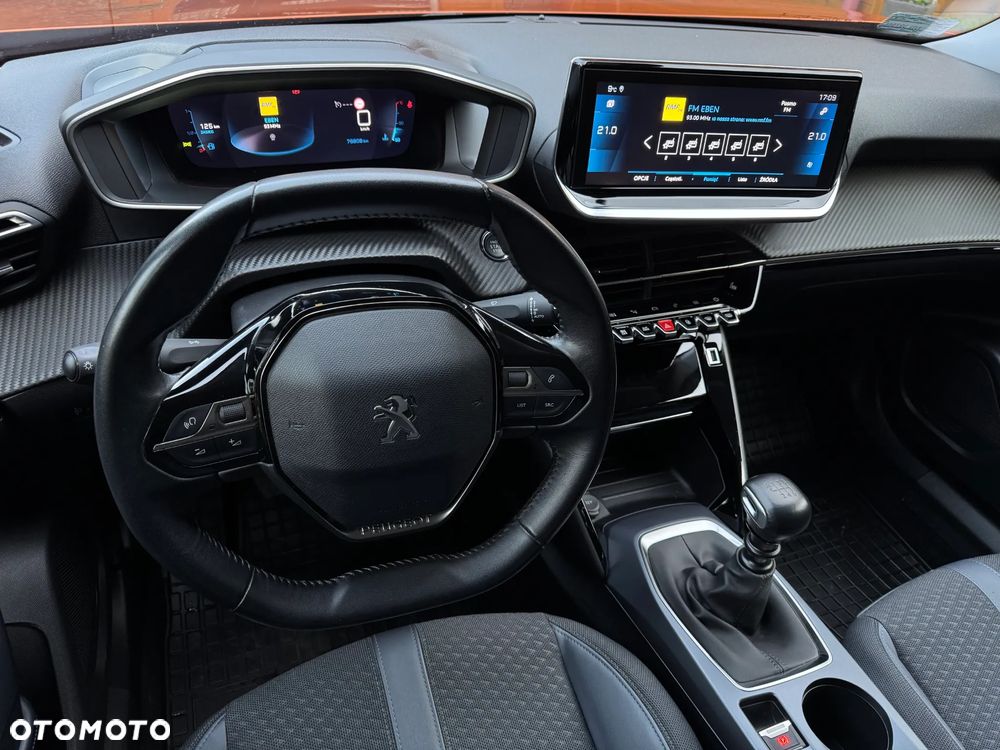 Peugeot 2008 1.2 PureTech Allure Pack S&S - 17