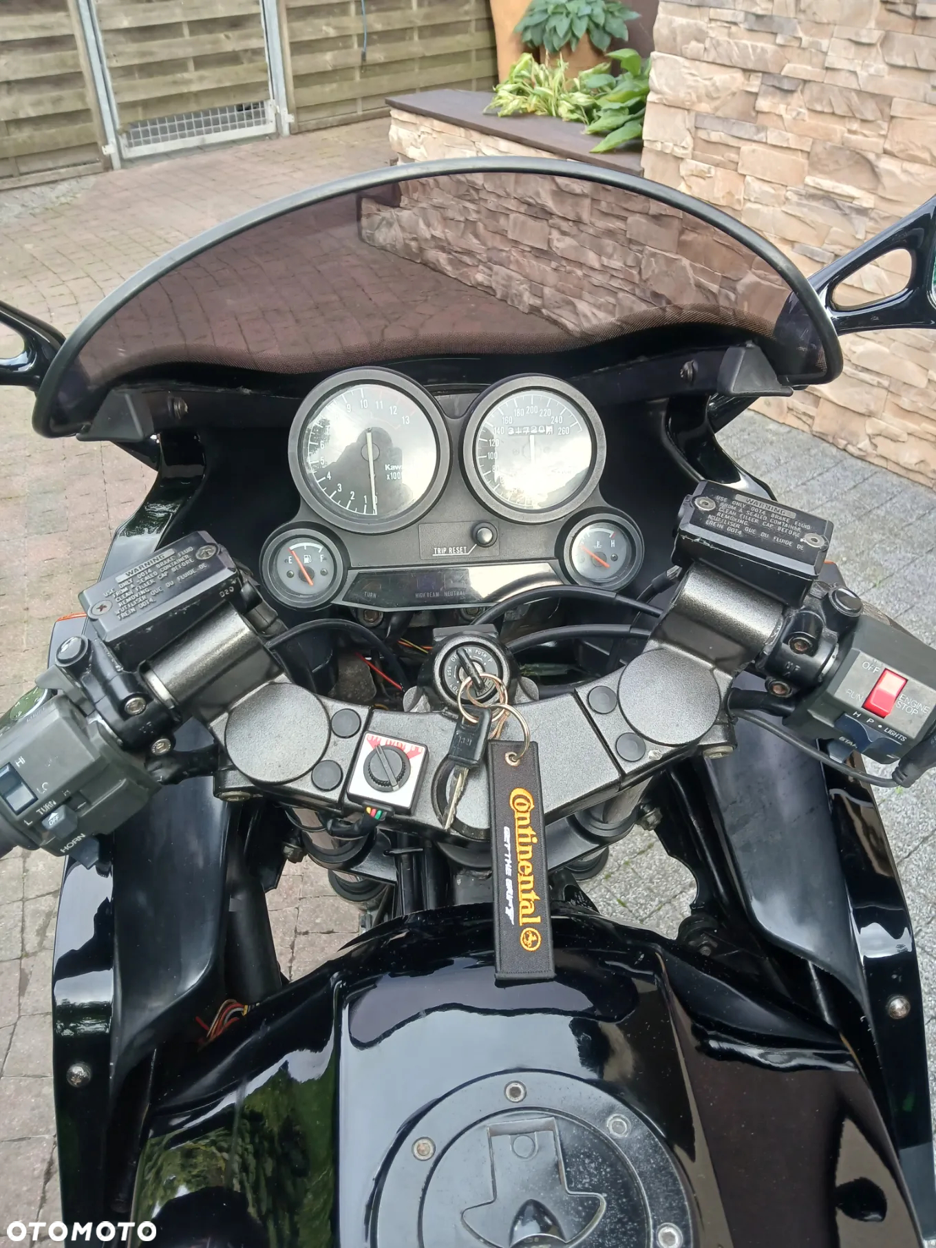 Kawasaki GPZ - 8