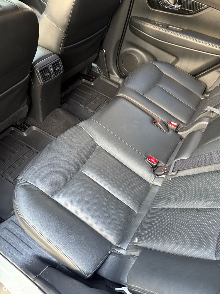 Nissan X-Trail 2.0 dCi Tekna Xtronic 4WD - 25