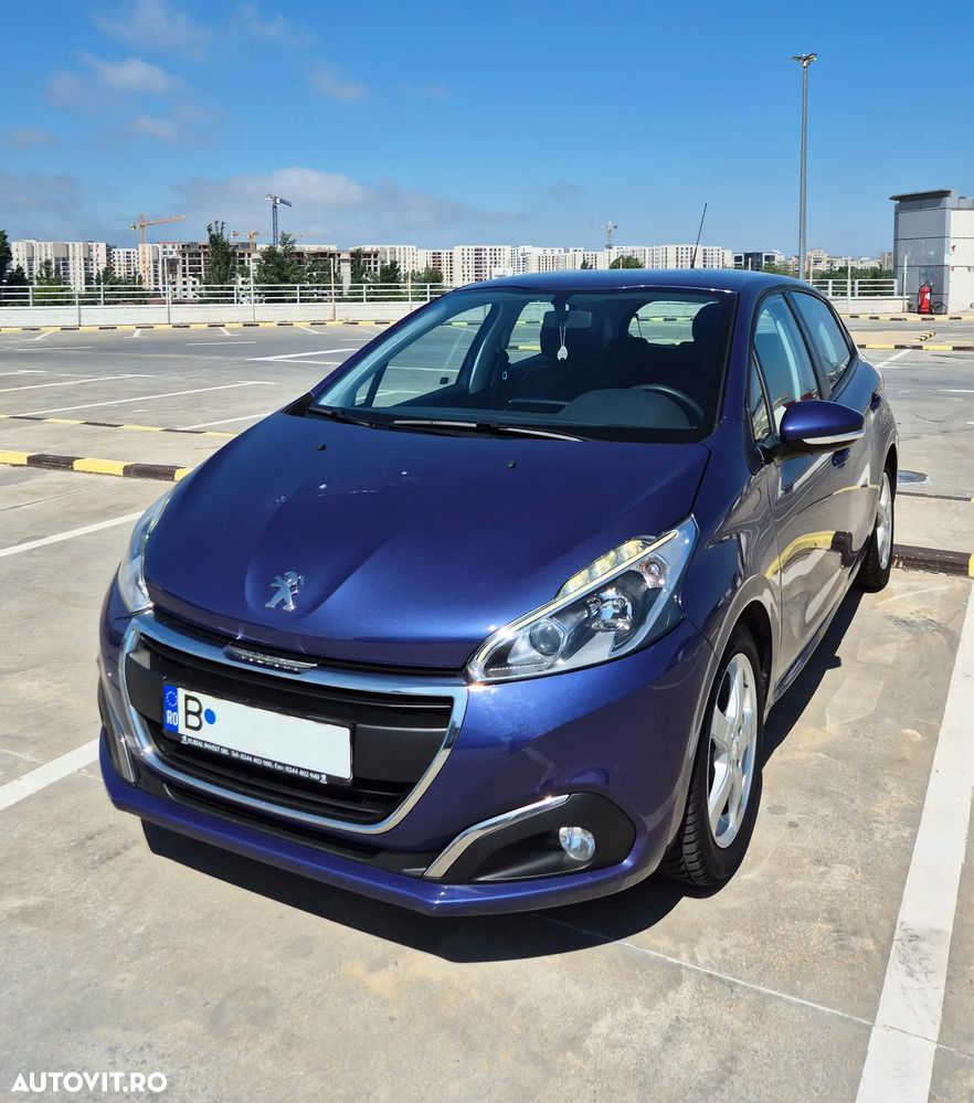 Peugeot 208 1.2 L PureTech Allure - 1
