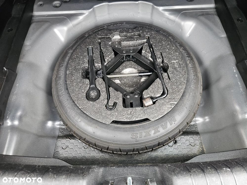 Kia Ceed 1.4 L - 23