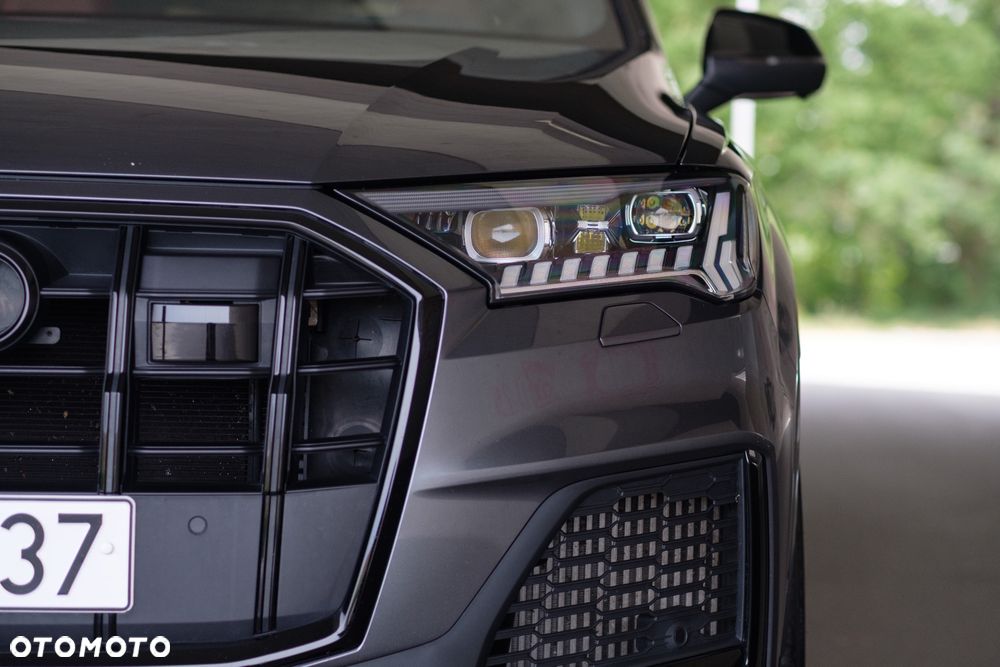 Audi SQ7 - 10