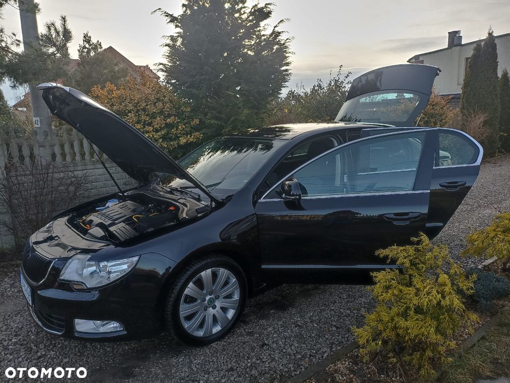 Skoda Superb - 16