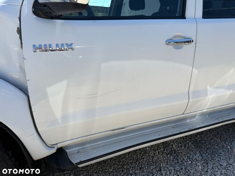 Toyota Hilux - 20