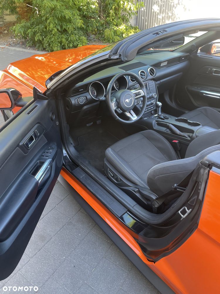 Ford Mustang 3.7 V6 - 16