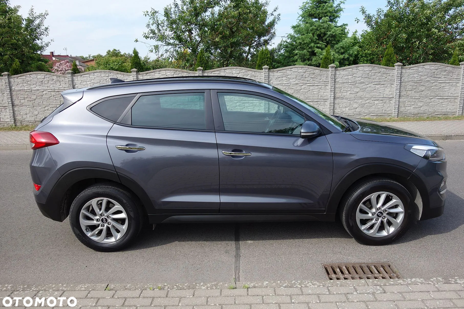 Hyundai Tucson 1.7 CRDI BlueDrive Style 2WD - 21