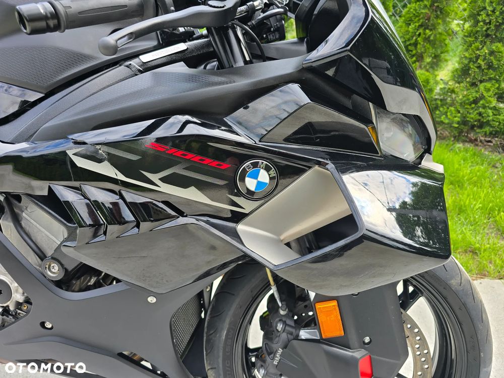 BMW S - 32
