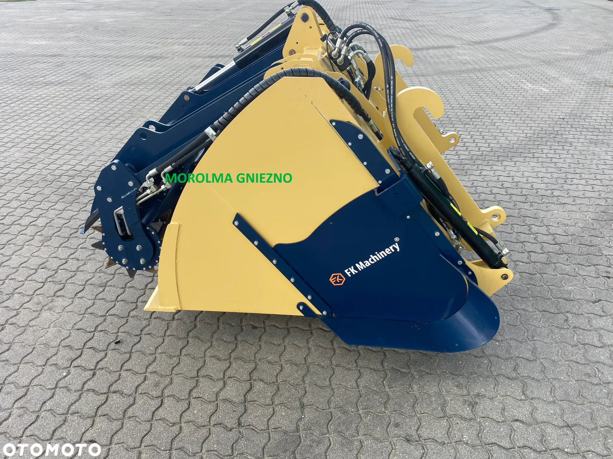 Szufla (łyżka) ślimakowa objętościowa z frezem hydraulicznym i nożami dokręcanymi KOŁASZEWSKI moc. JCB Q-Fit ( 2 silniki ) - 7