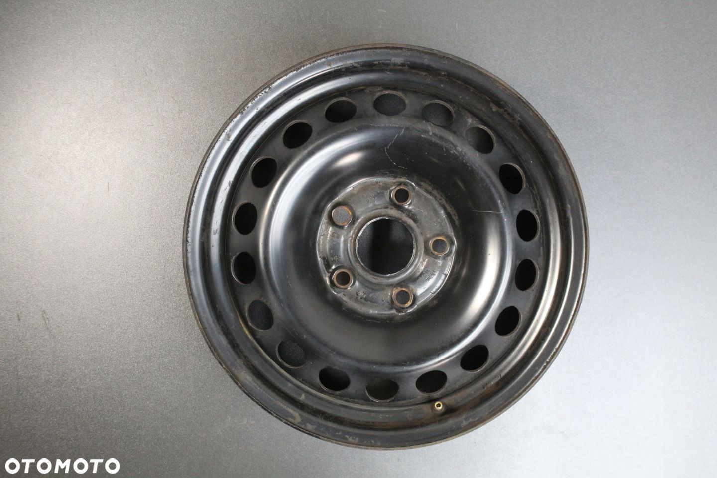 Felgi 15 5x112 VW Golf V Skoda Octavia F7520-26 - 5