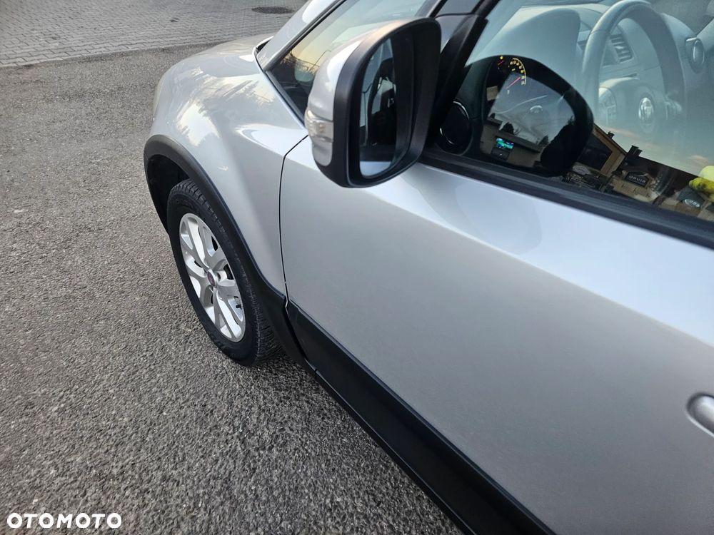 Fiat Sedici 2.0 Multijet DPF 4x4 Lounge - 16