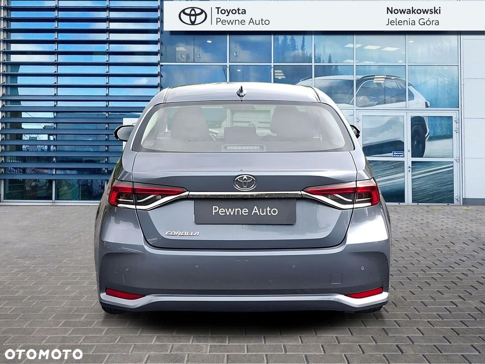 Toyota Corolla - 6