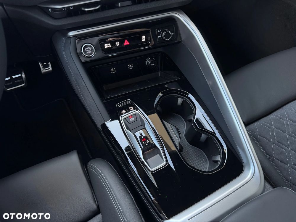 Audi Q5 e-Hybrid 220 kW Quattro S tronic - 27