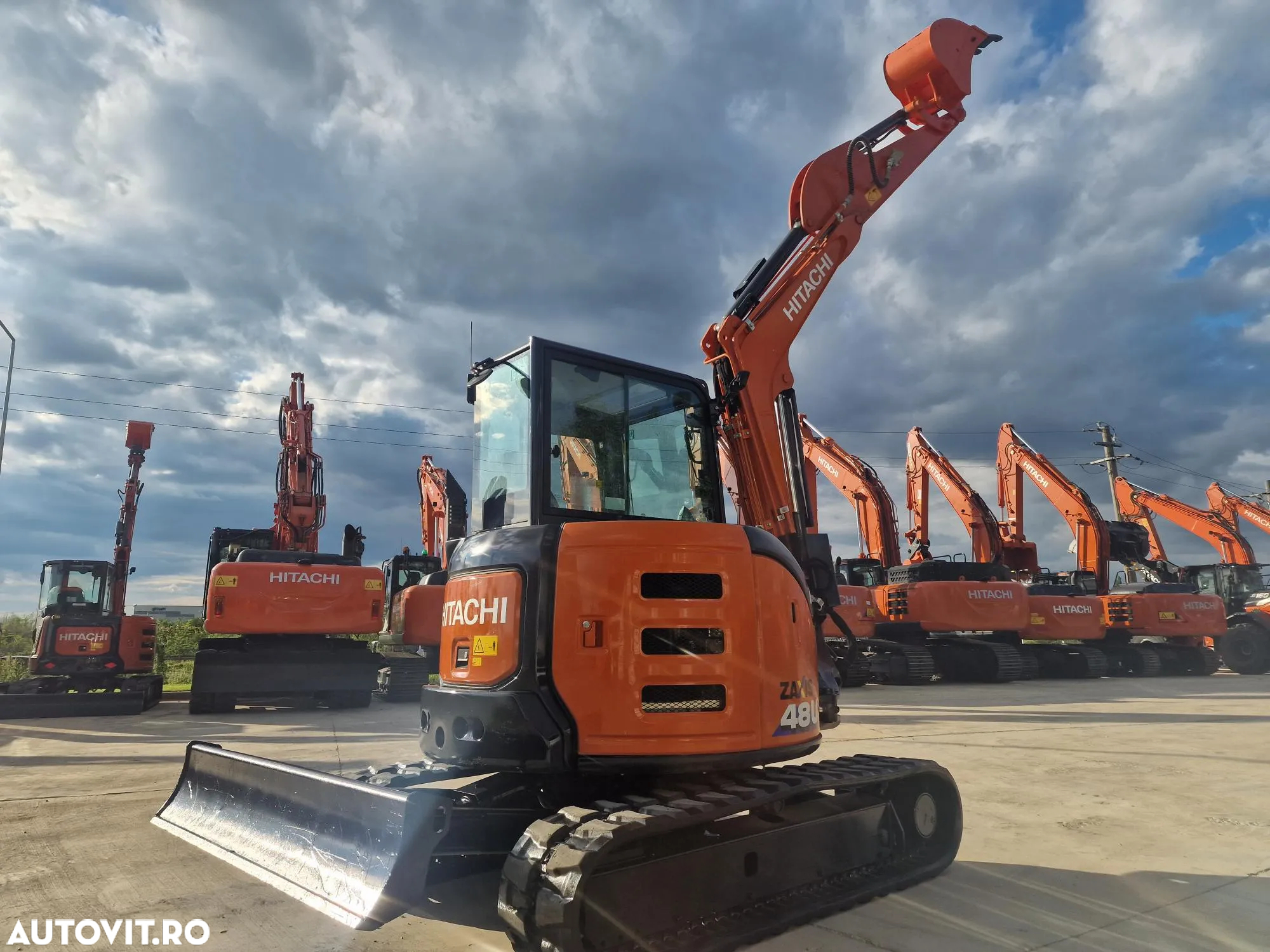 Hitachi ZX48, 5 TONE, 2023, 826h, CUPA NOUA,  44900 EUR+Tva, inst picon, senile 90% ok, computer de bord, produs in JAPONIA, CA SI NOU, posibilitate lkeasing 4 ani-PROMOTIE 44900 EUR+Tva - 24