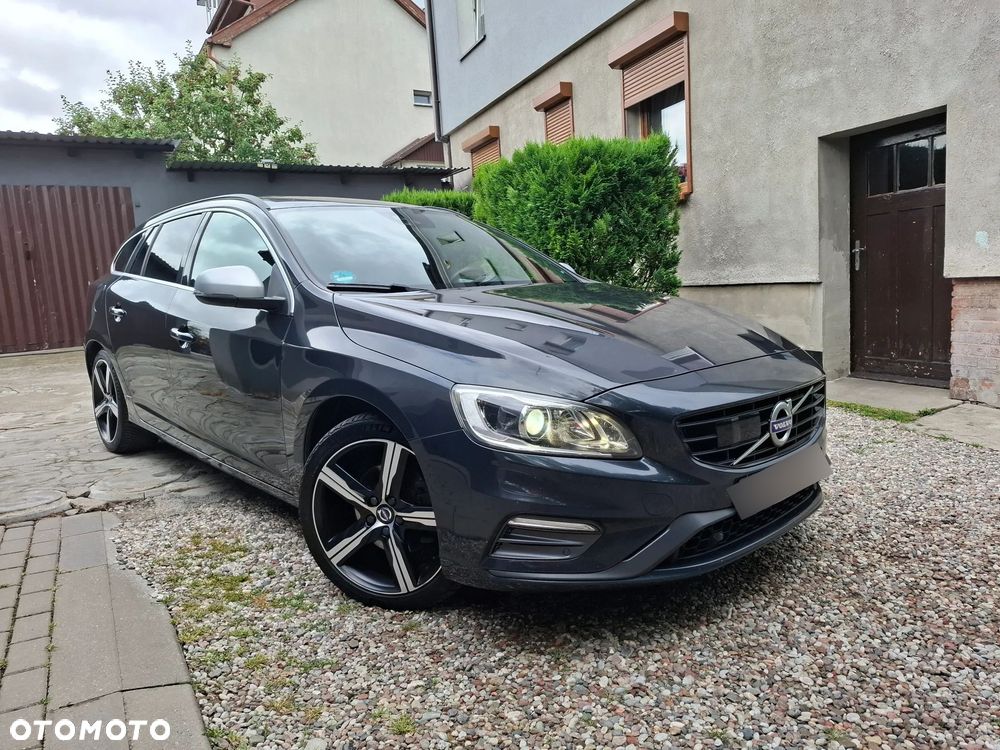 Volvo V60 D4 Geartronic RDesign - 1
