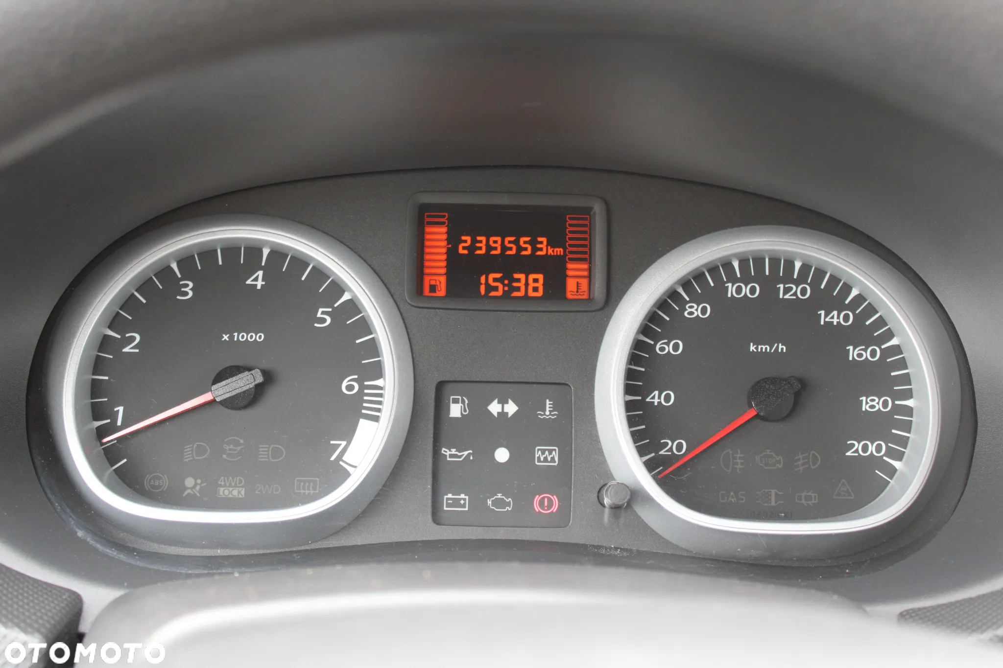 Dacia Duster 1.6 16V 4x2 - 23