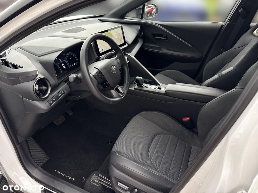 Toyota C-HR - 9