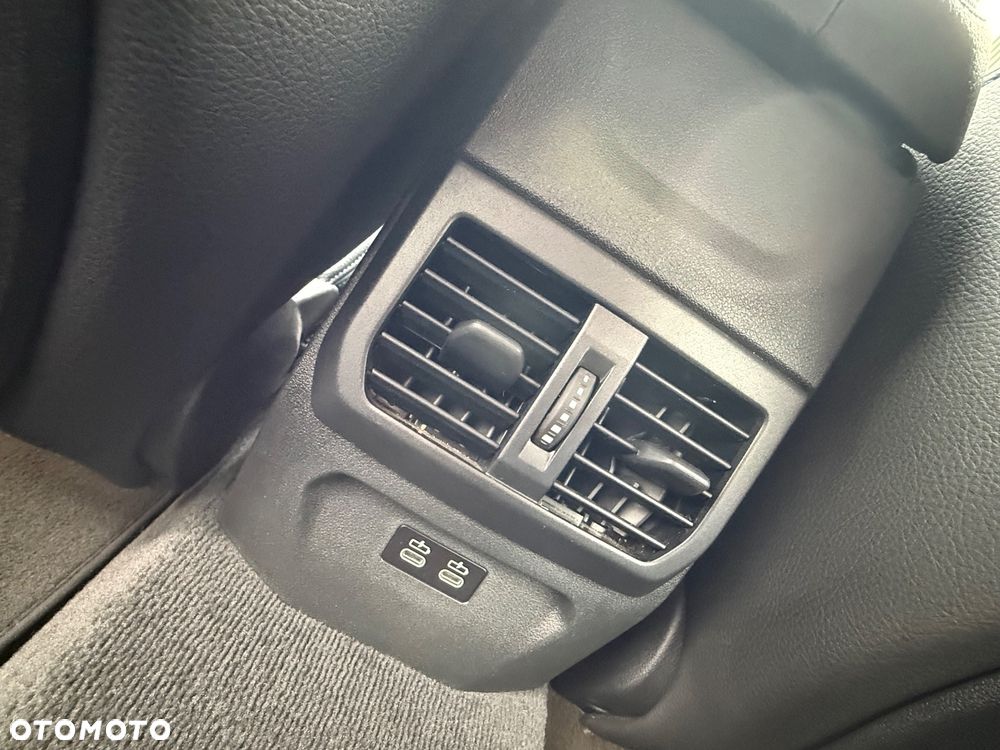 BMW Seria 1 118i M Sport - 10