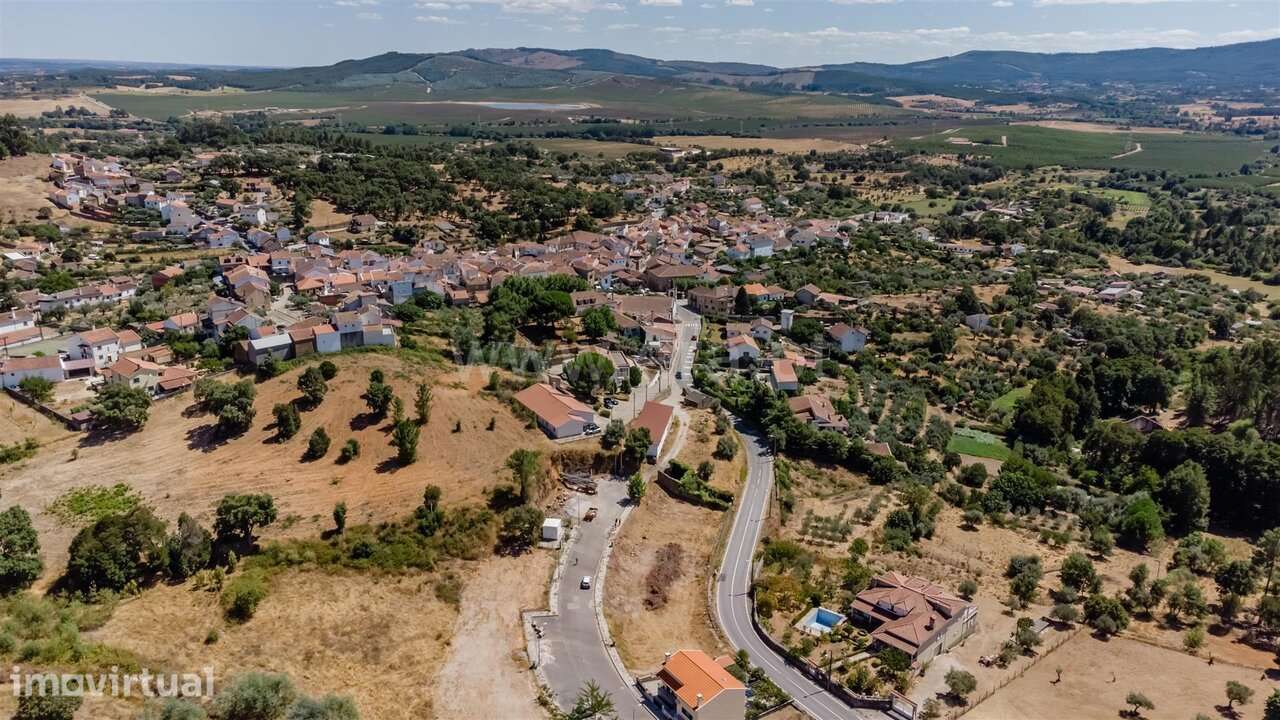 Lote / Fundão, Capinha - Grande imagem: 5/10