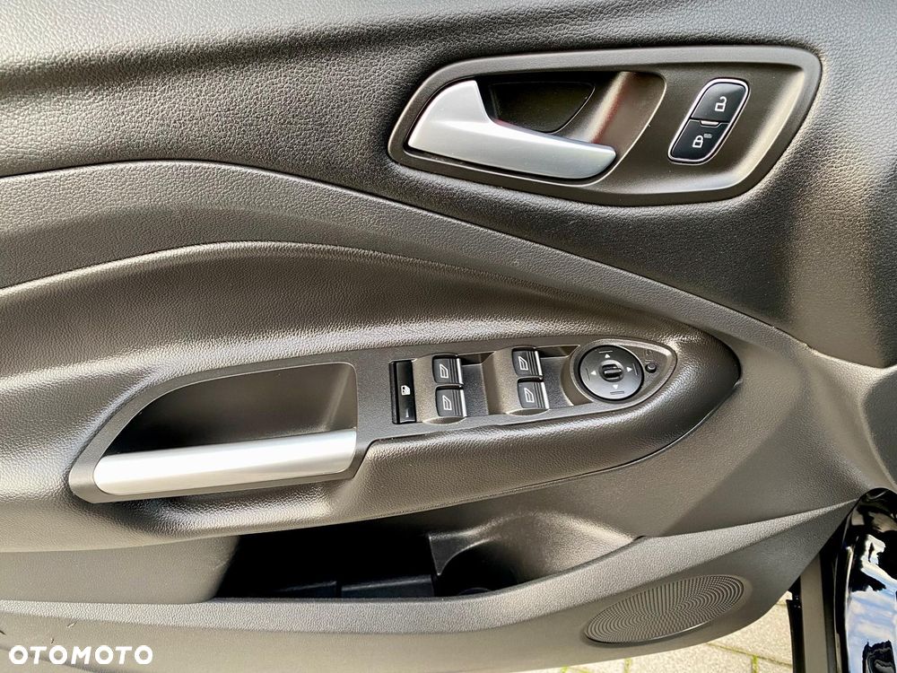 Ford Kuga 2.0 TDCi 4x4 Individual - 11