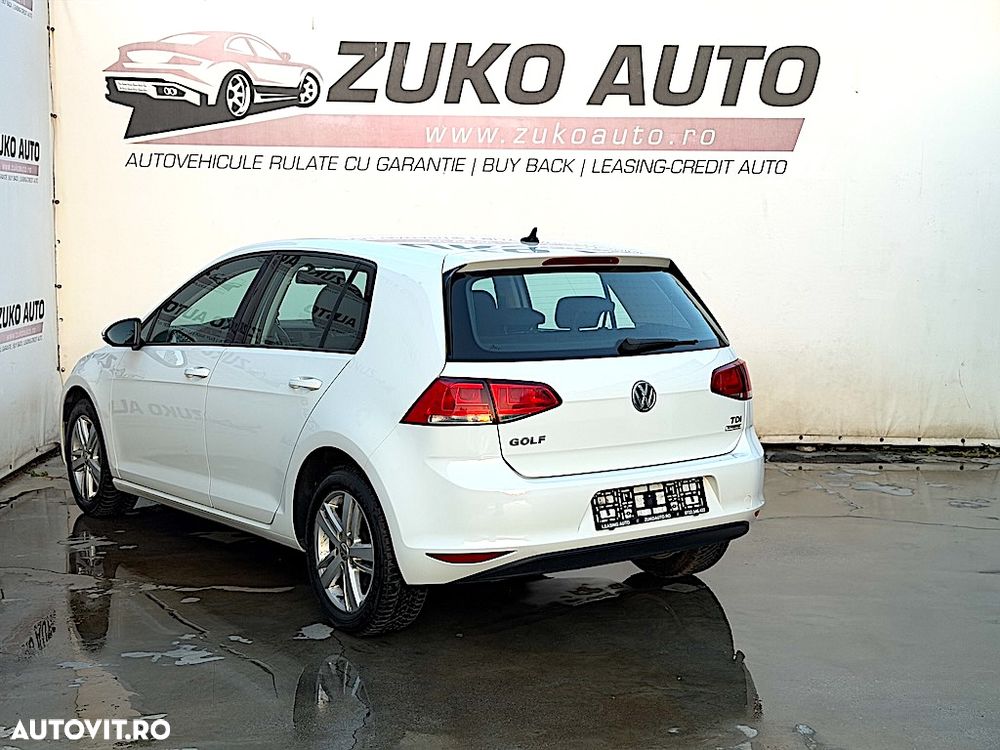 Volkswagen Golf 1.6 TDI DPF Trendline - 4