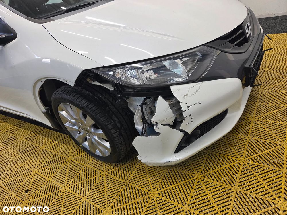 Honda Civic 1.8 Executive NAVI - 9