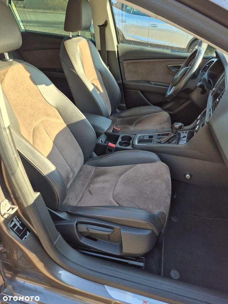 Seat Leon 2.0 TDI Start&Stop 4Drive DSG X-Perience - 11