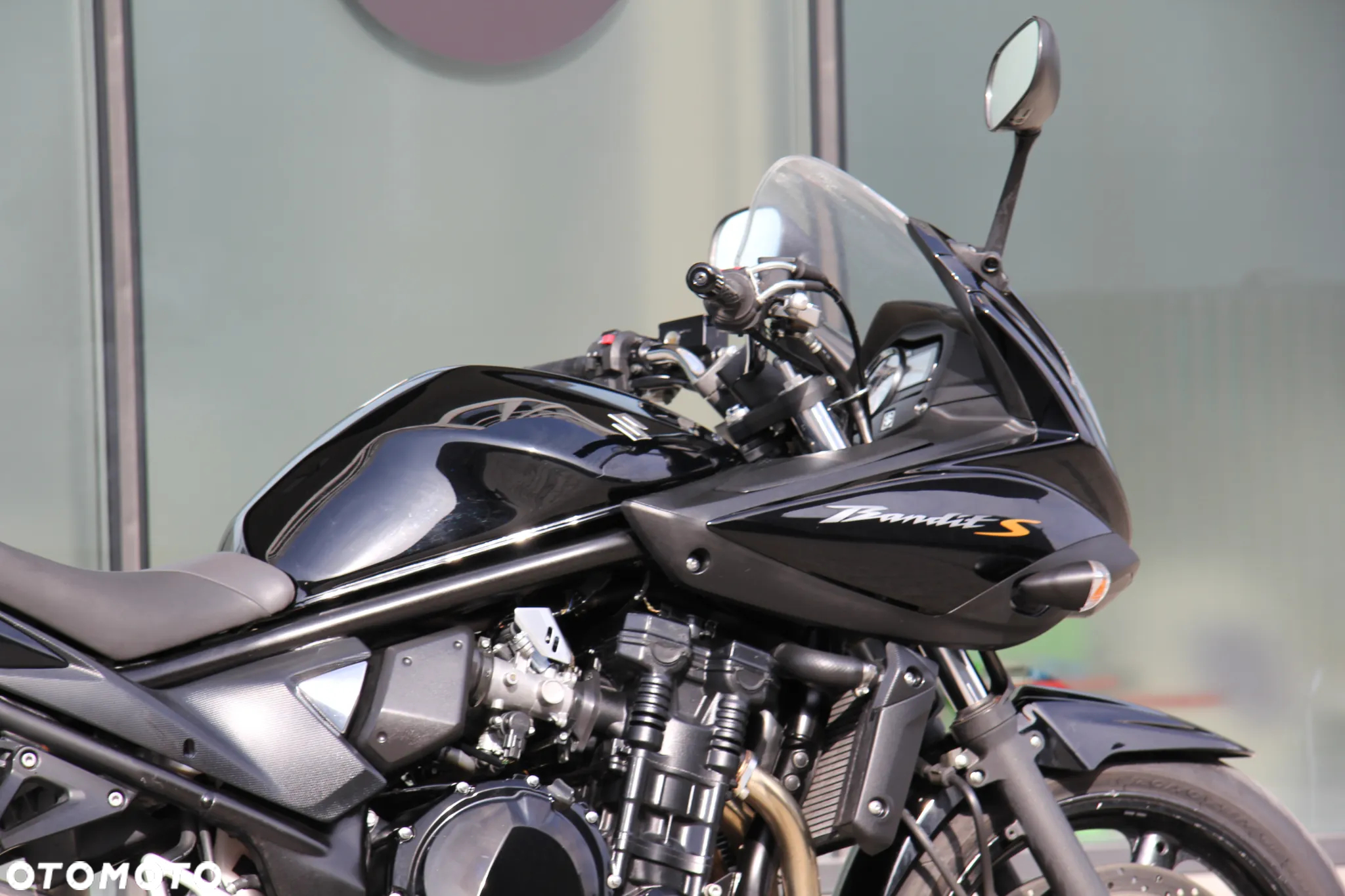 Suzuki Bandit - 25