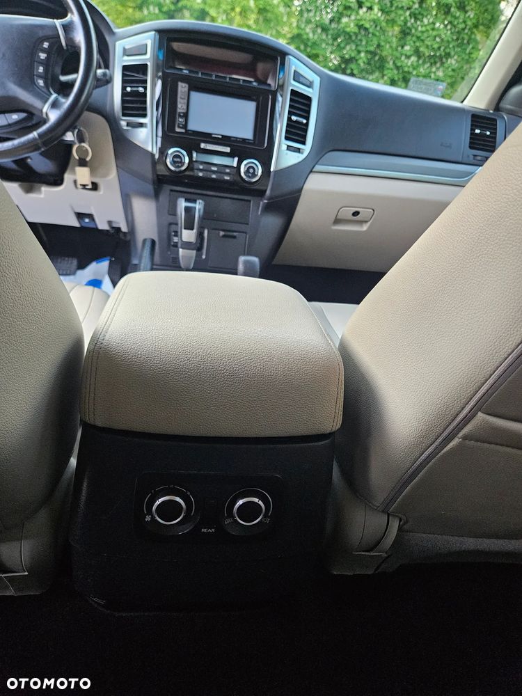 Mitsubishi Pajero 3.2 DID Limited Edition - 34