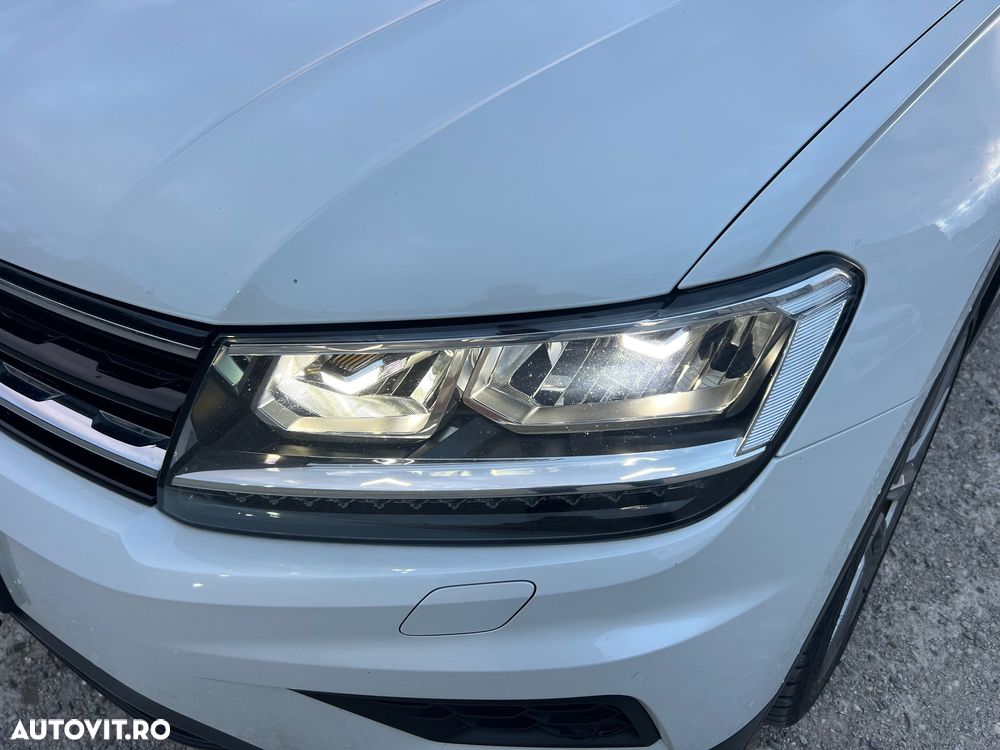 Volkswagen Tiguan 2.0 TDI SCR 4MOTION DSG Highline - 29