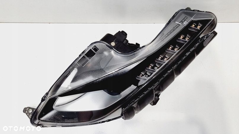 Reflektor lewy XENON FERRARI 488 GTB PISTA europa - 3