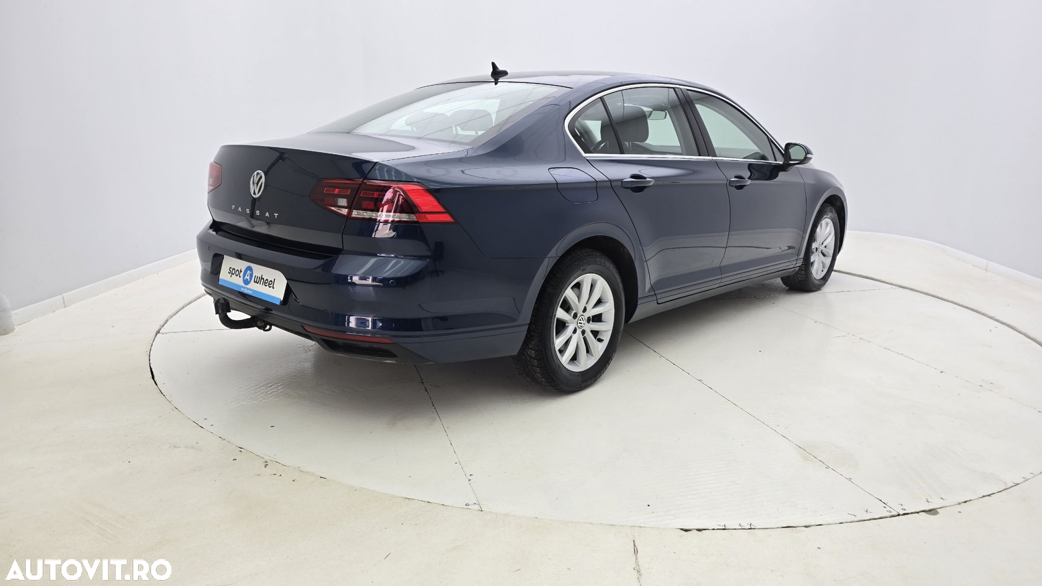 Volkswagen Passat 1.5 TSI ACT DSG Comfortline - 6