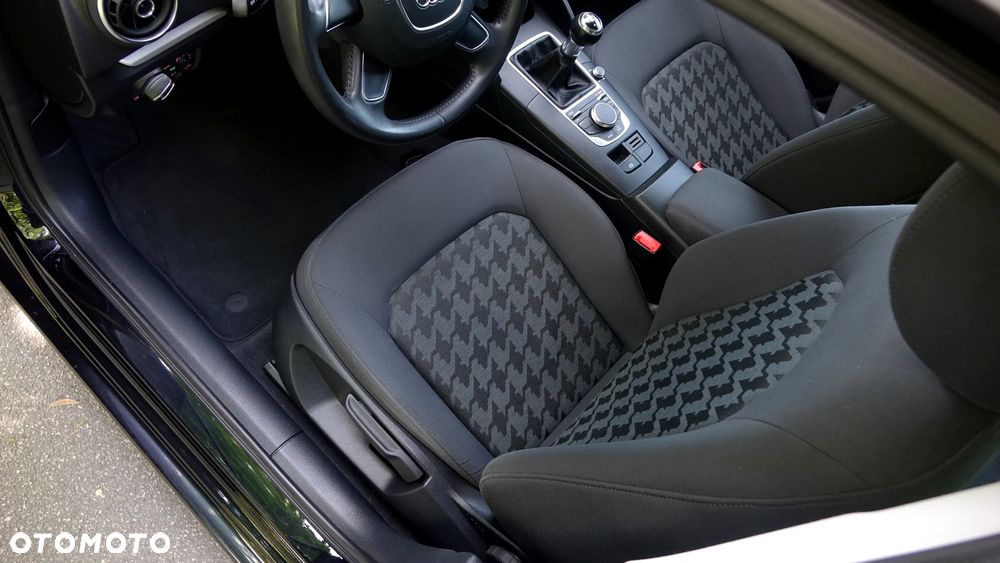 Audi A3 Sportback - 4