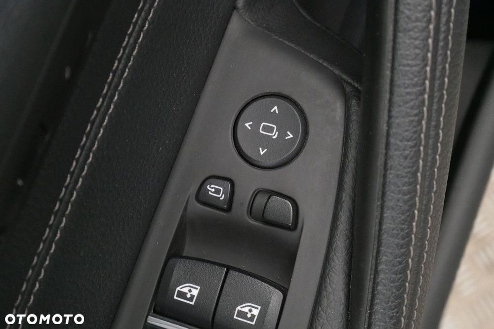 BMW Seria 5 - 36