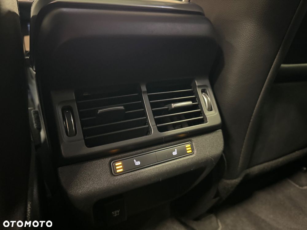 Land Rover Range Rover Evoque - 25