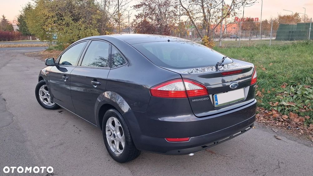 Ford Mondeo - 4