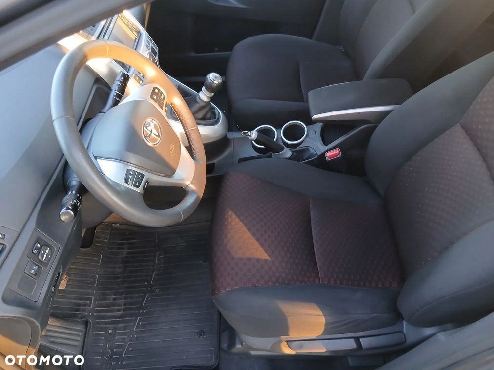 Toyota Verso 1.8 Sol plus NAVI - 11