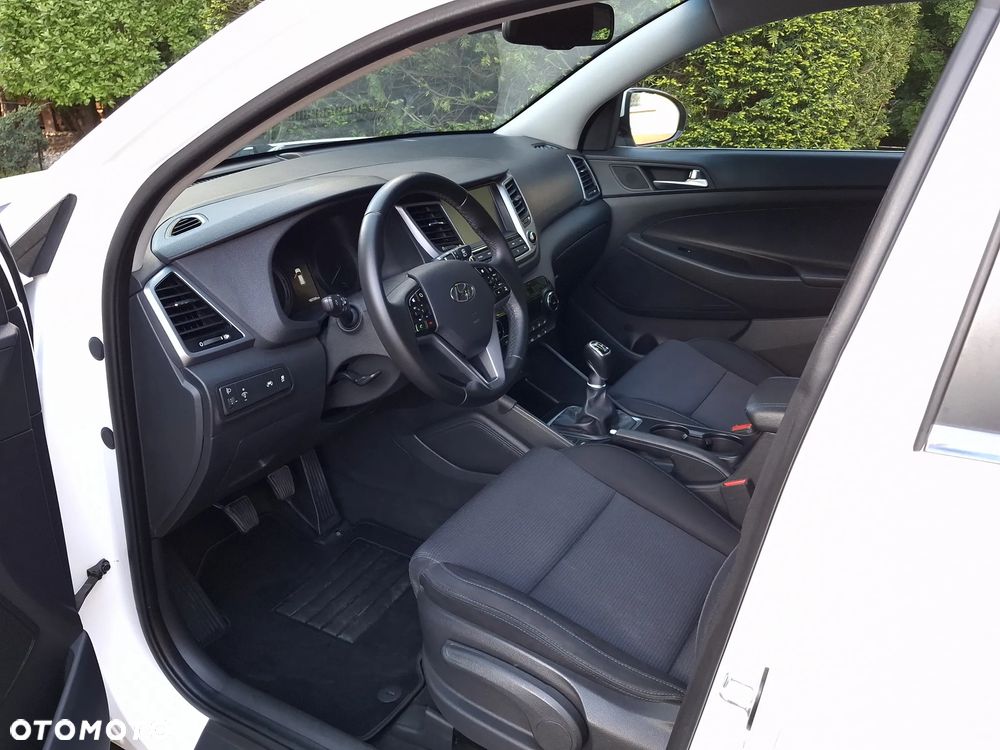 Hyundai Tucson blue 1.7 CRDi 2WD Advantage - 5
