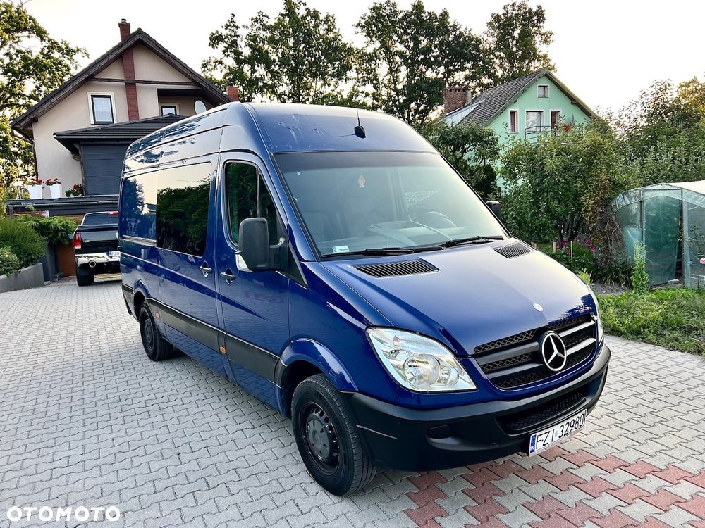 Mercedes-Benz Sprinter - 4