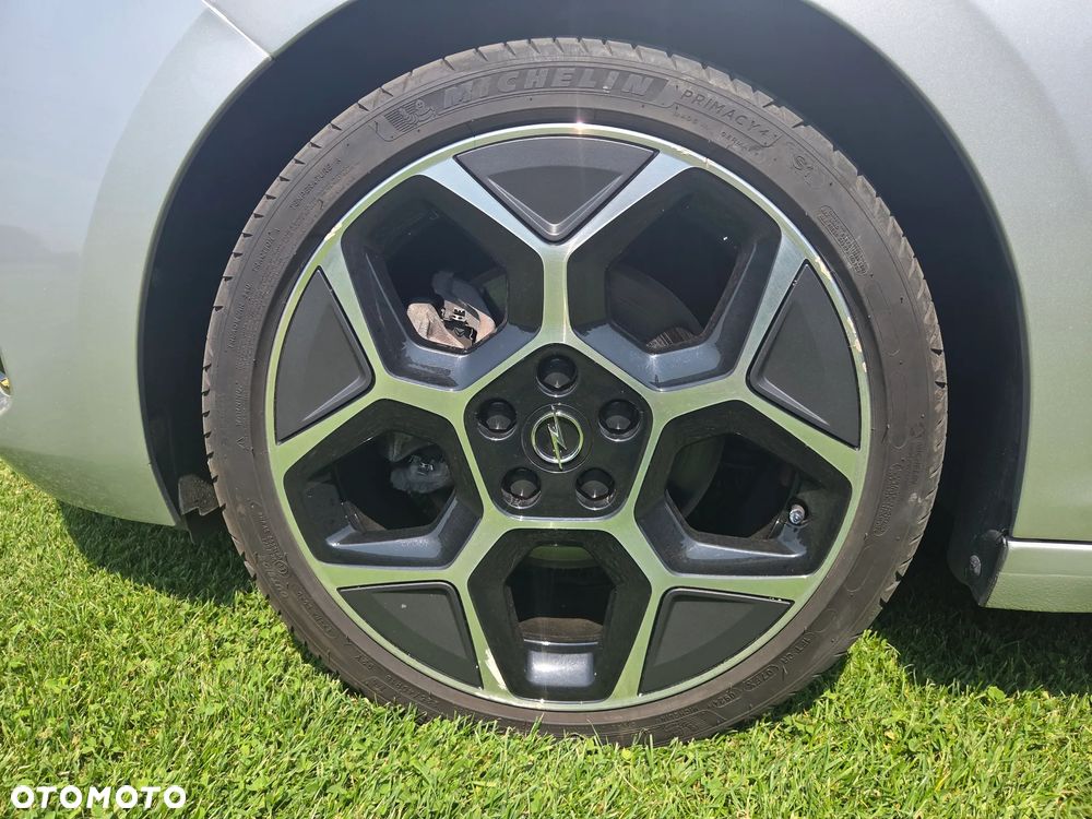 Opel Astra 1.2 Turbo Automatik GS - 11