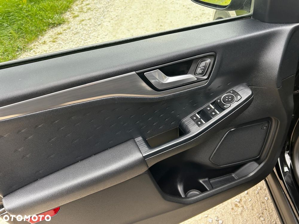 Ford Kuga - 15