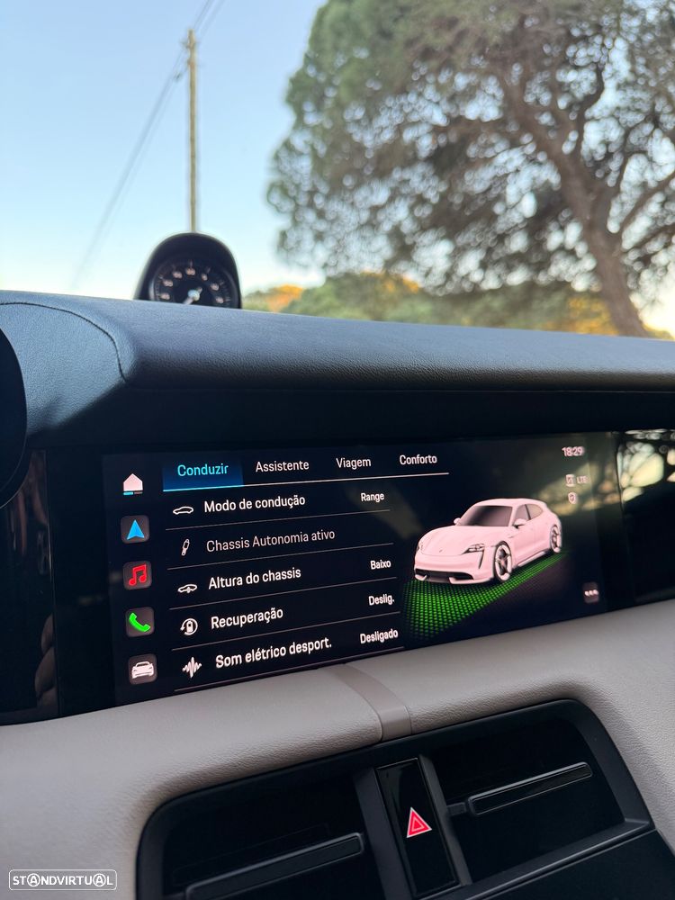 Porsche Taycan Sport Turismo 4S - 17