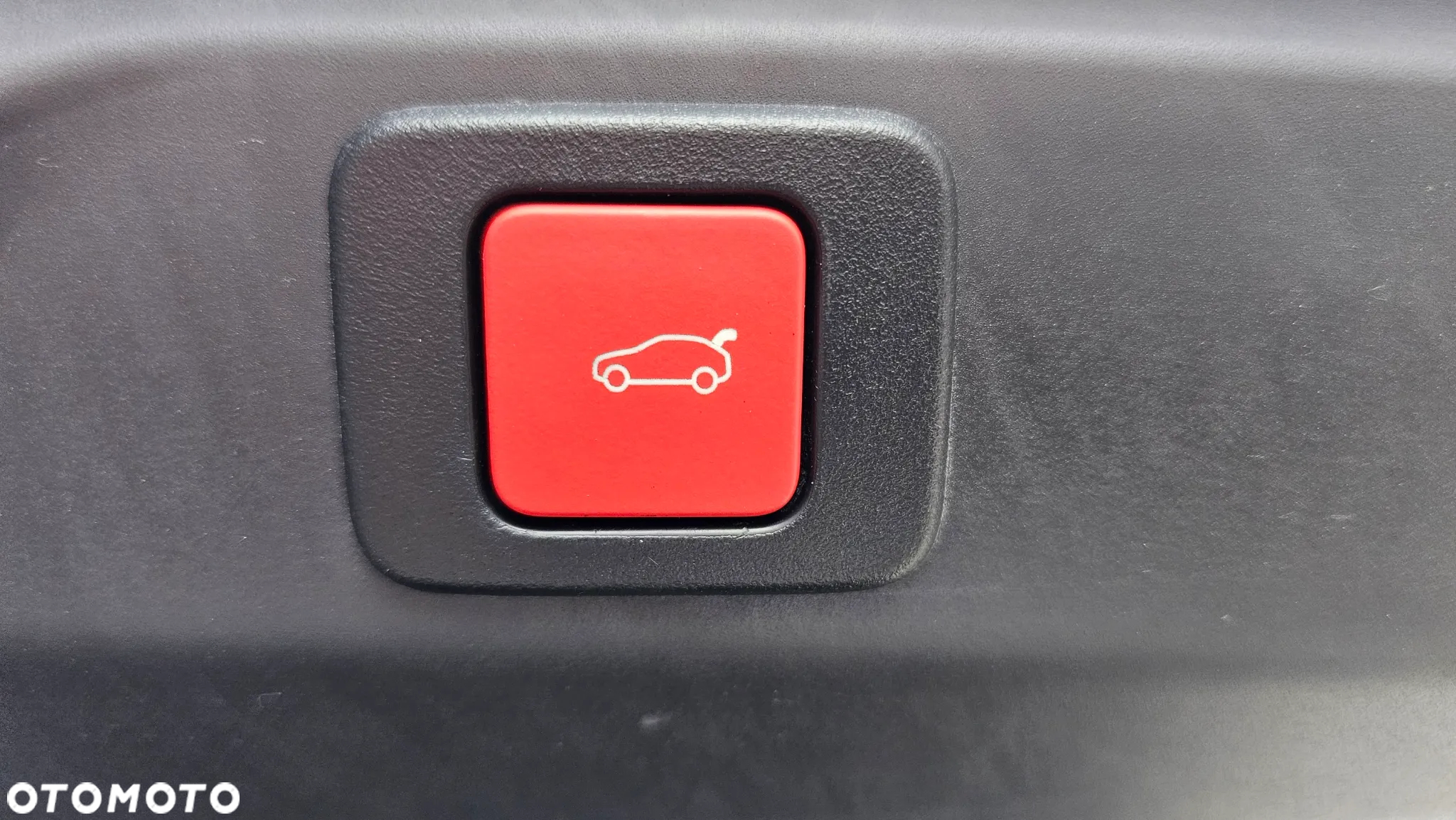Peugeot 3008 1.2 PureTech mHEV GT e-DCS6 - 15