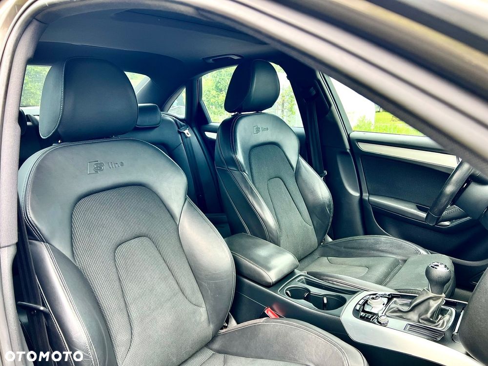 Audi A4 Limousine - 36