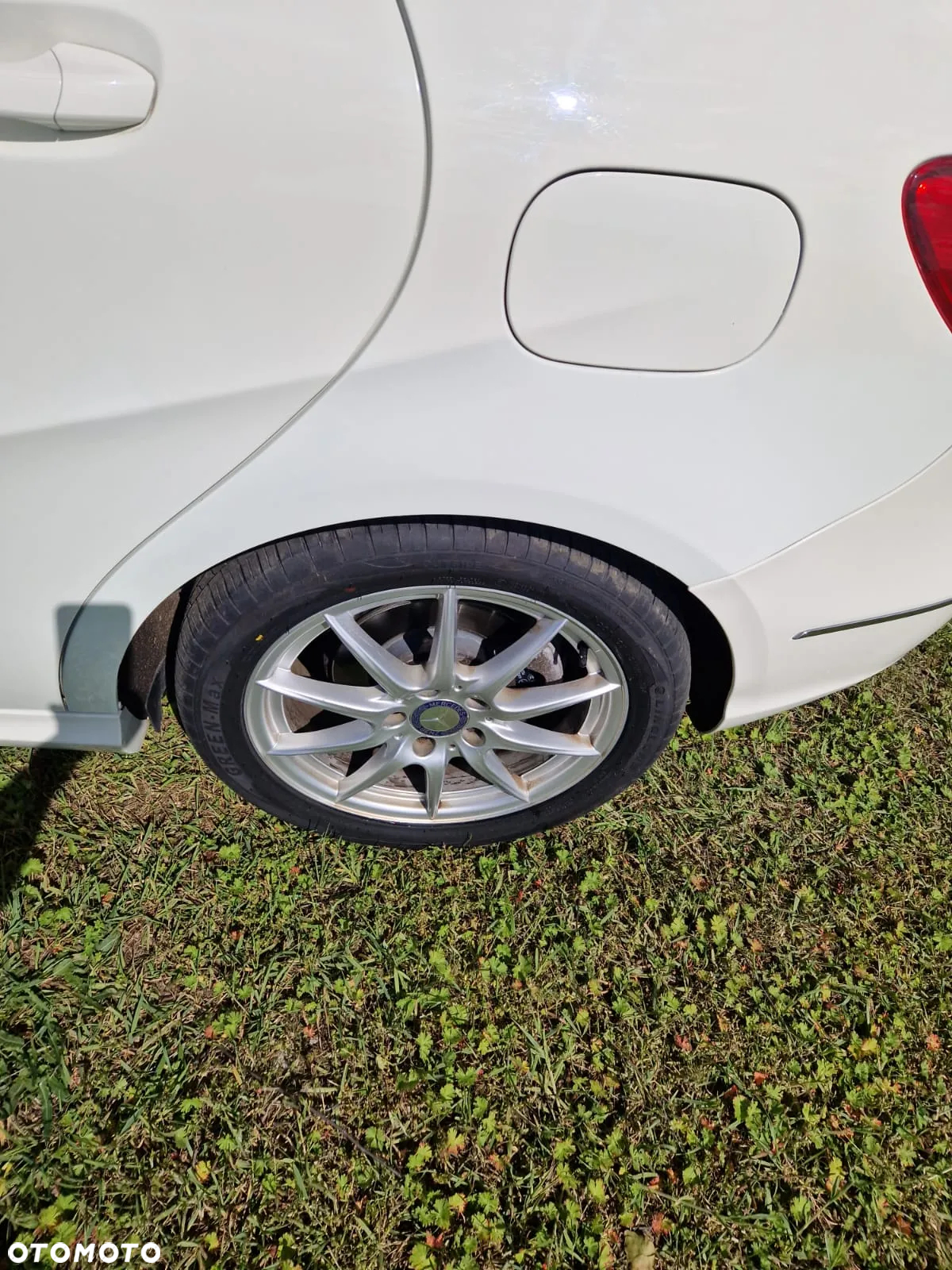 Mercedes-Benz Klasa B 180 CDI (BlueEFFICIENCY) - 28