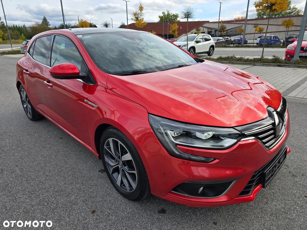 Renault Megane ENERGY TCe 130 EDC BOSE EDITION - 37